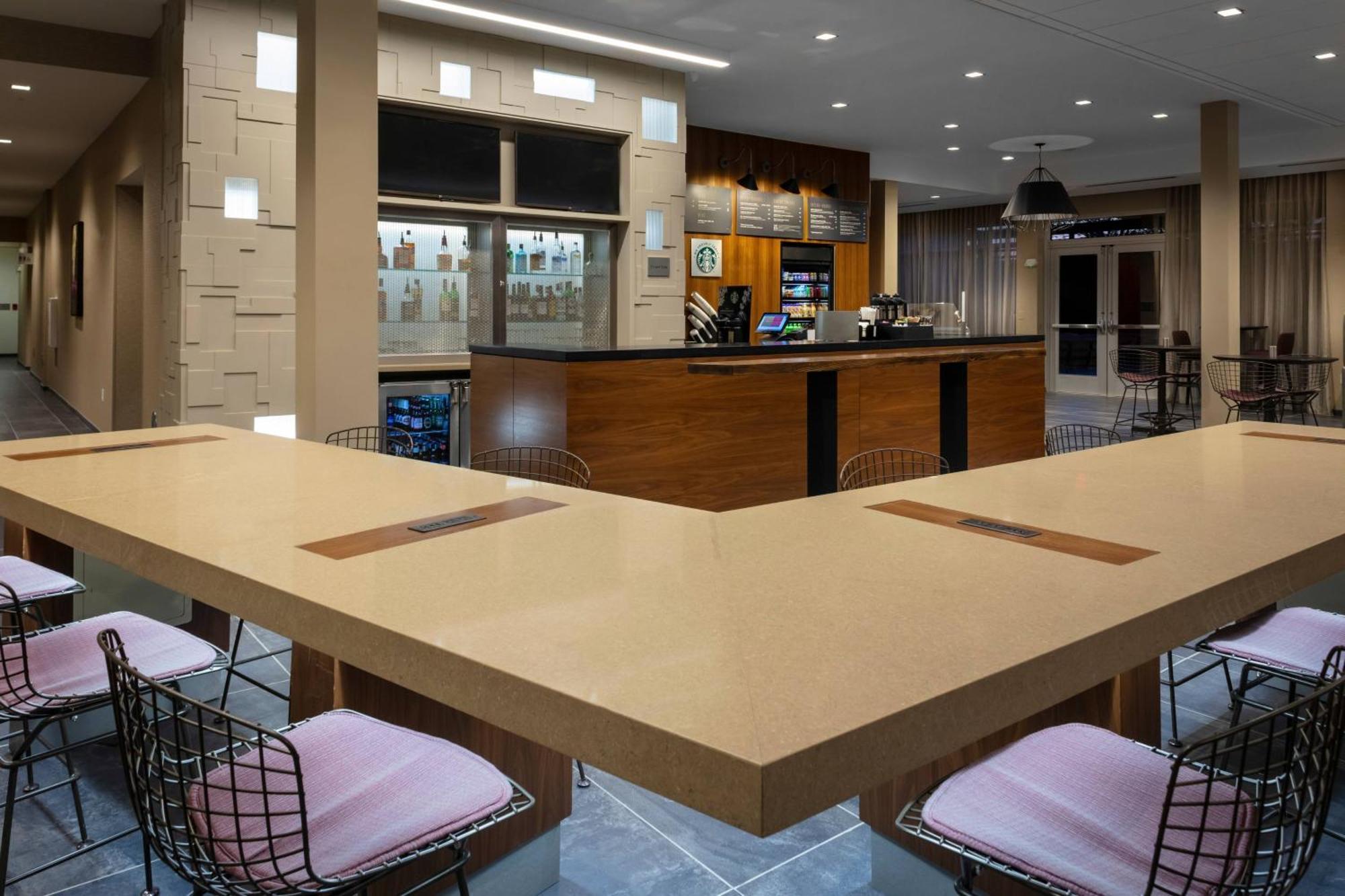 Hotel Courtyard By Marriott Indianapolis West-Speedway Exterior foto